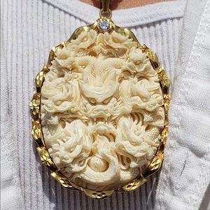 Meet your Posher, Khoi